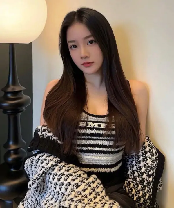 名校气质氧气美女 清纯全天然无整初恋感校花